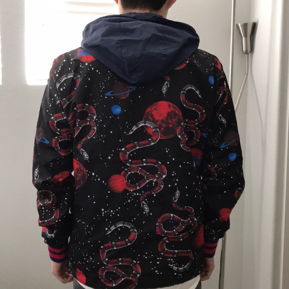 gucci snake windbreaker